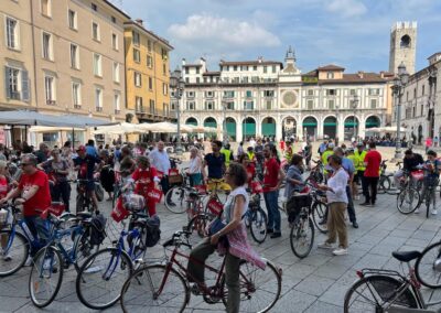 Volontari BGBS23 in Piazza Loggia